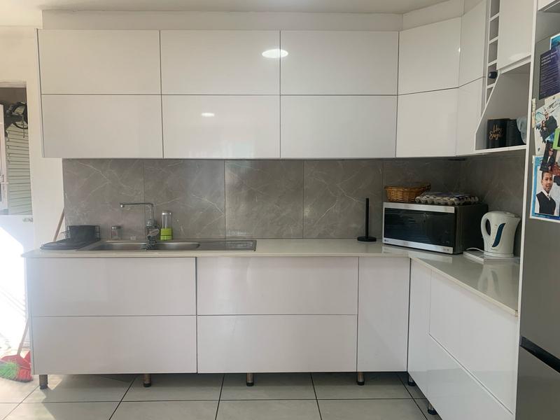 2 Bedroom Property for Sale in Heather Park Western Cape